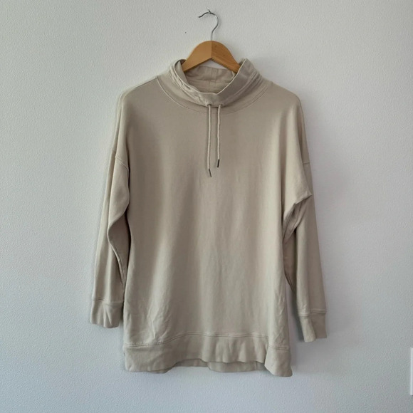 Time and Tru Sweatshirt - Picture 1 of 4